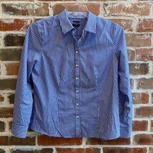 Talbots Petites Wrinkle Resistant Button Down Shirt Size 12P